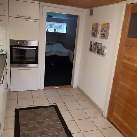 Sdr. Nocleg ze śniadaniem Omme